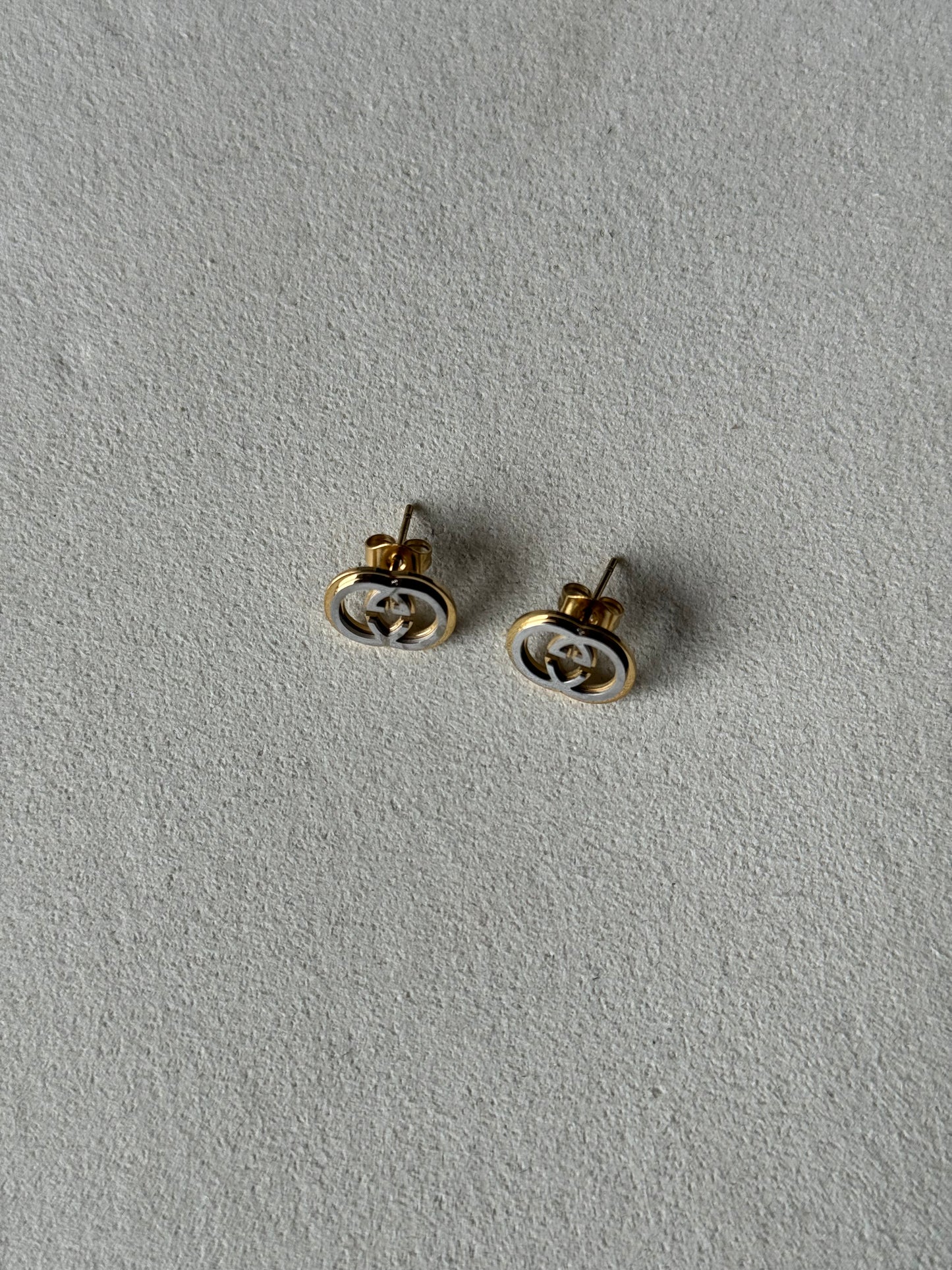 Boucle d'oreille GG