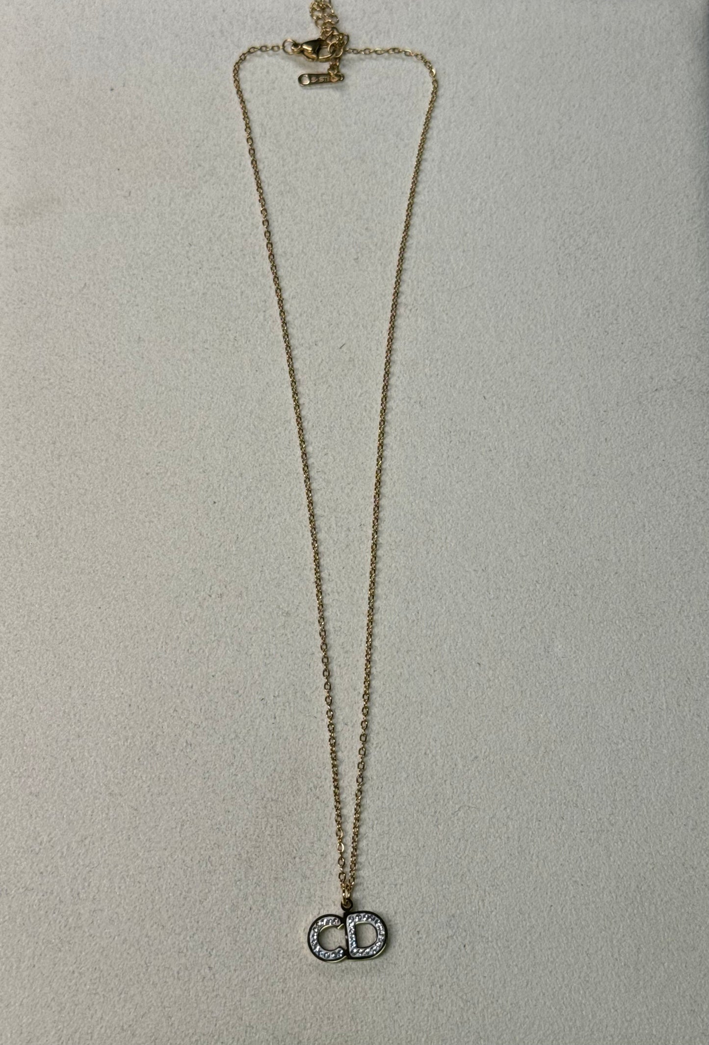 Collier CDDC 2