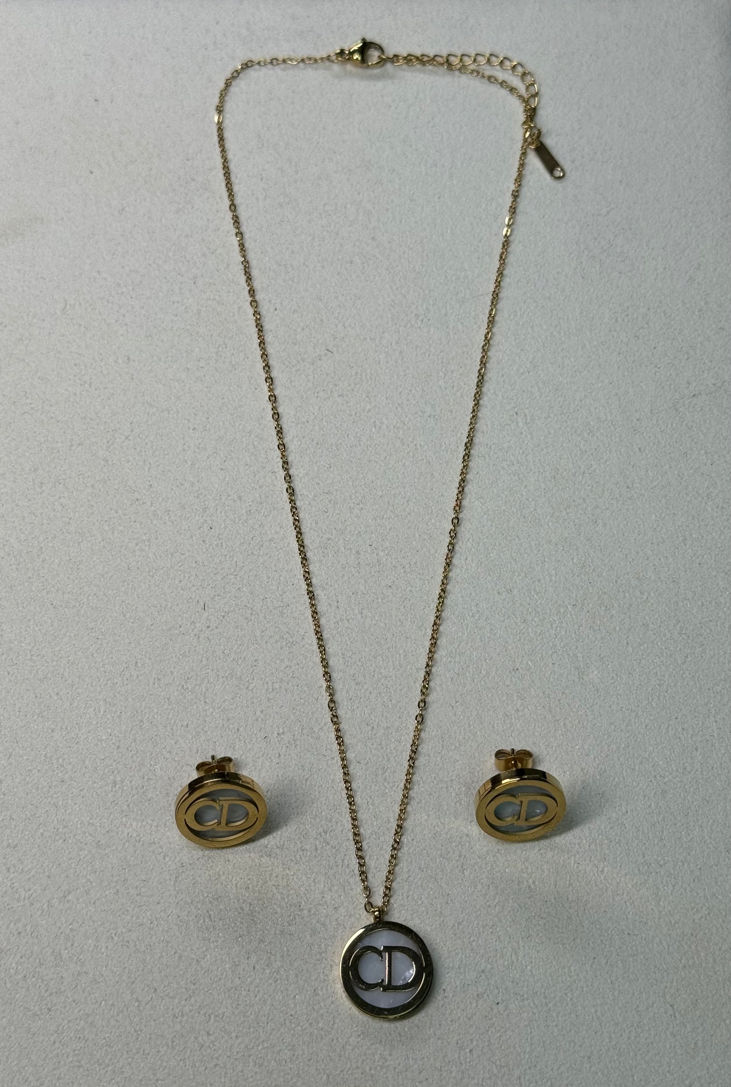 Parure DC6