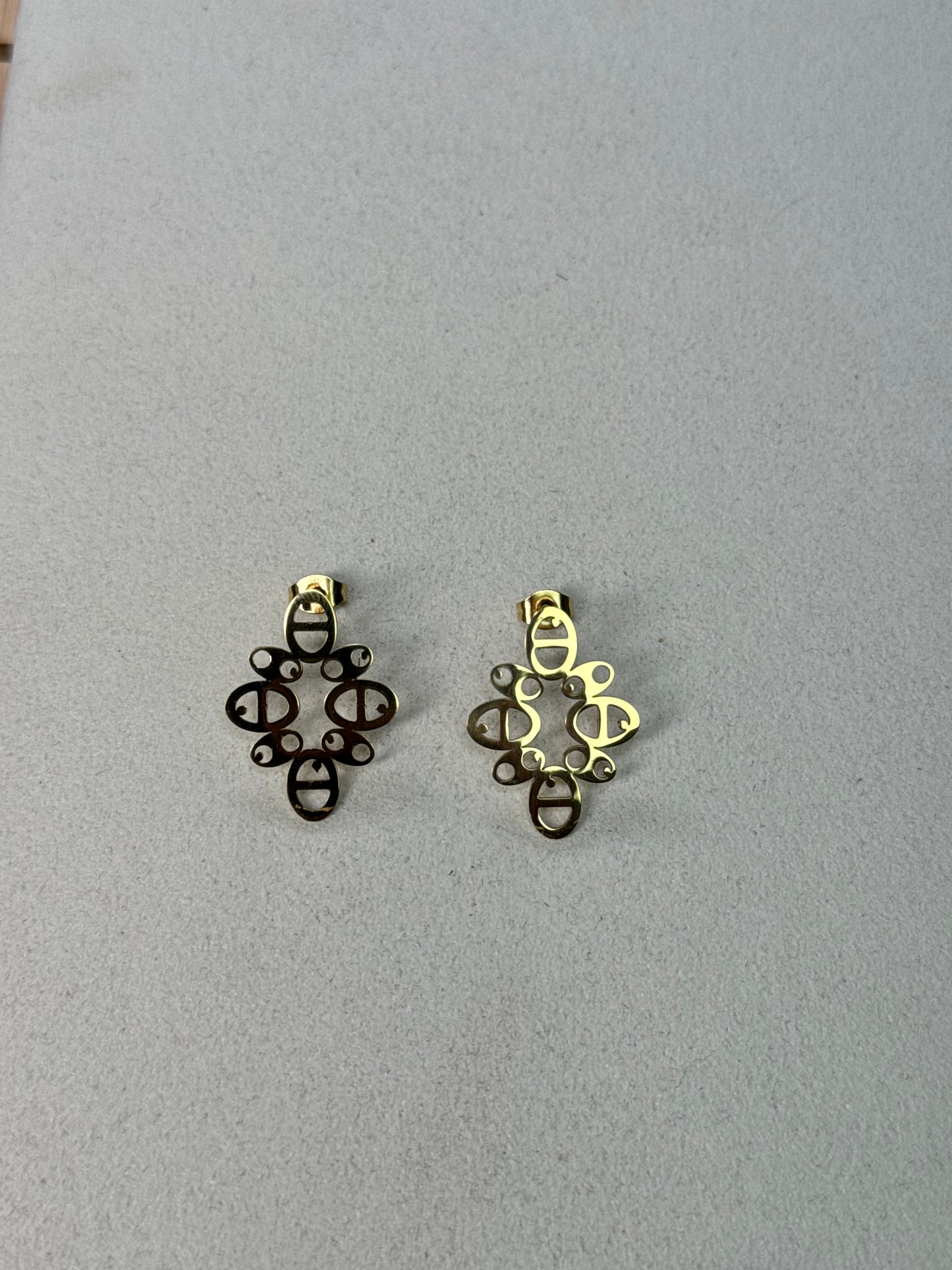 Boucle D'oreille H1