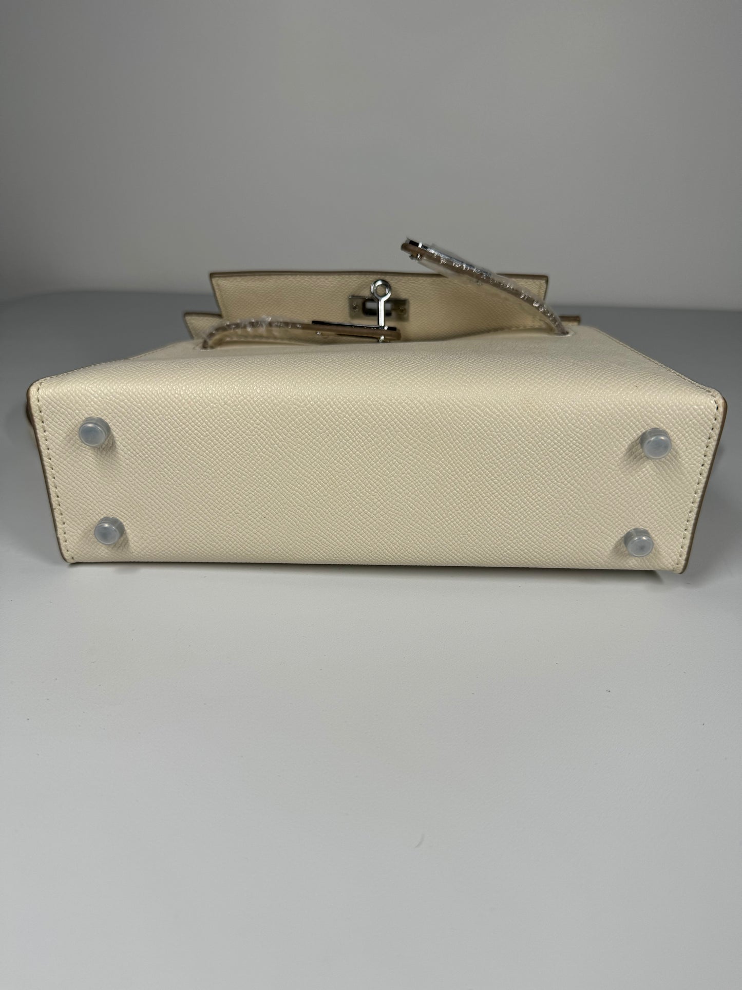 Sac à main "style" Kelly 22cm Blanc