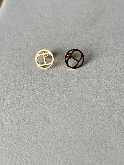 Boucle d'oreille H 1
