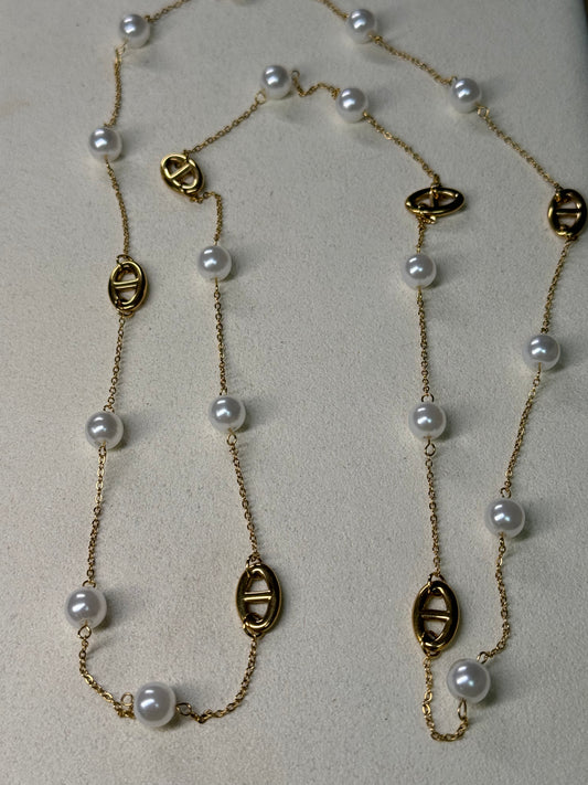 Collier H 6