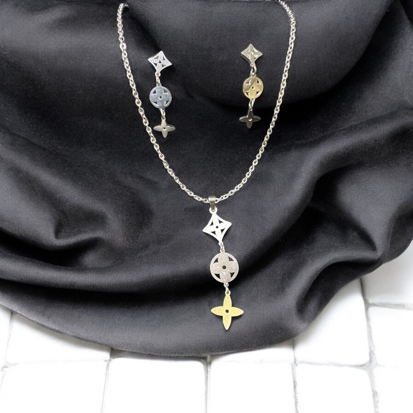 MIA ( Parure Boucle + Collier )