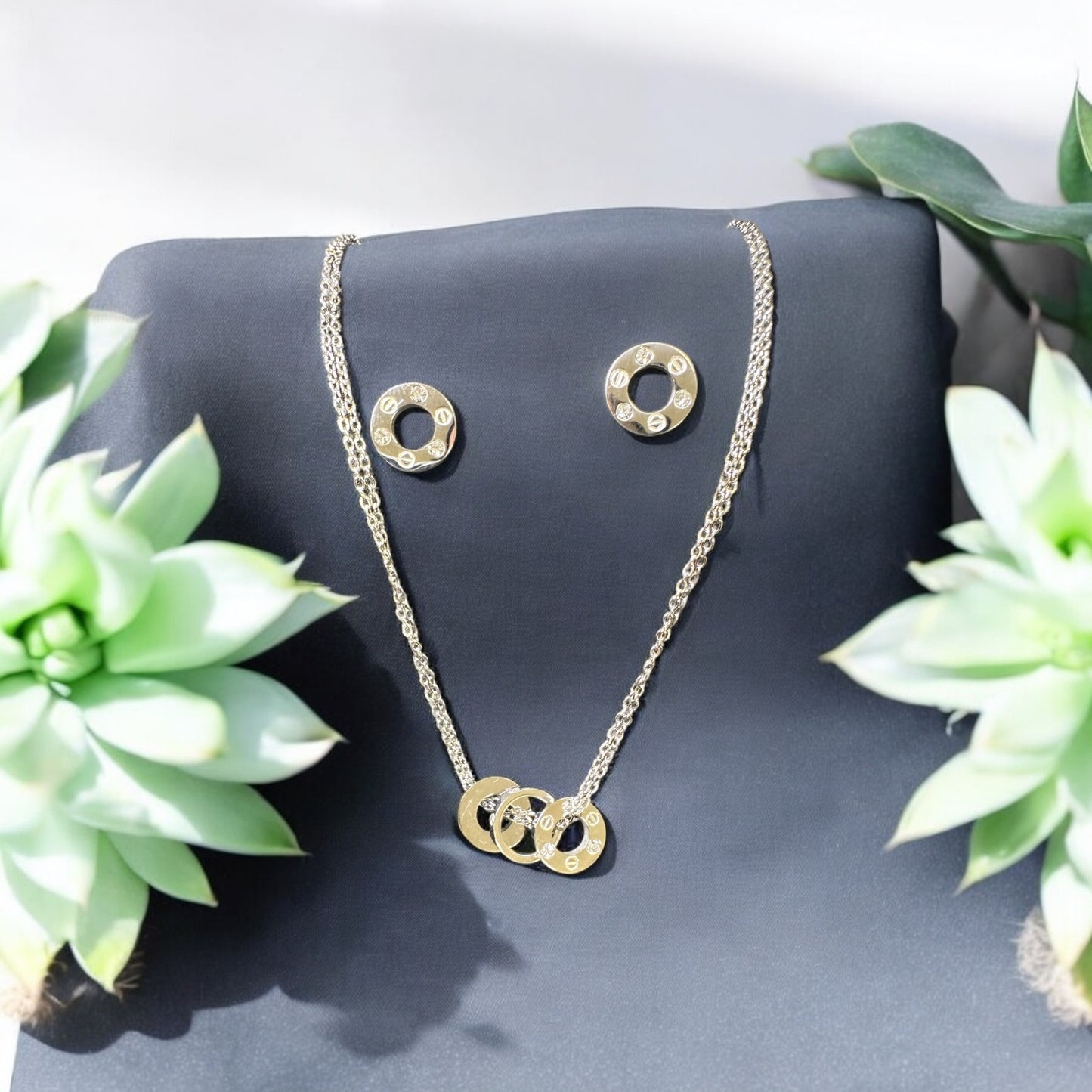 AVA ( Parure Boucle + Collier )